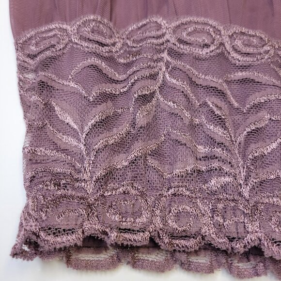 SEXY Mini Skirt in a Mauve Hue Frilly Lace Mini Skirt- NWOT - Picture 8 of 9